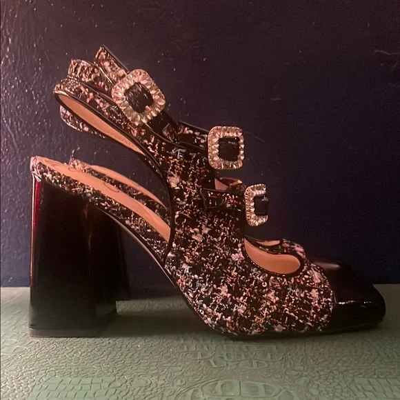 Multicolored tweed pumps with black patent captoe and tall block heel - Picture 4 of 9